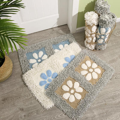 “Daisy" Bath Mat - HGHOM