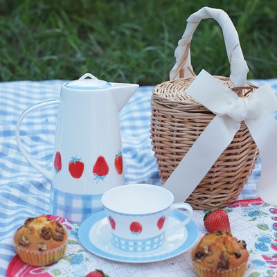 Fresh Strawberry Bone China Afternoon Teapot Set - HGHOM