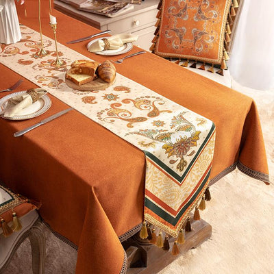 Paisley Garden Table Runner - HGHOM