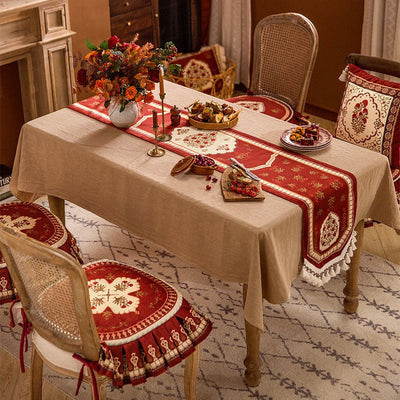 RED FLEECE POLKA TABLE RUNNER - HGHOM