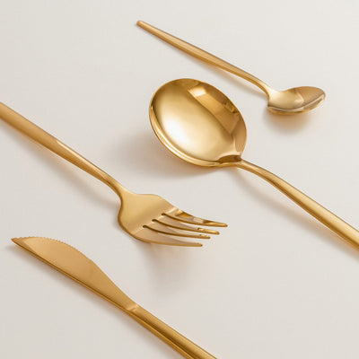 “Traveler” Four-Piece Flatware Set - HGHOM